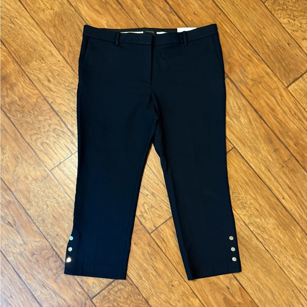 Ann Taylor NWT The Ankle Mid Rise Slim Leg Ankle Bi-stretch Navy w/ Buttons Sz18